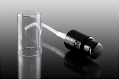 Pompka do kremu o gwincie...