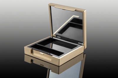 Opakowanie na cienie...